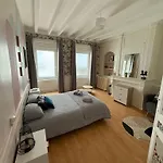 Holiday home Charmante Maison